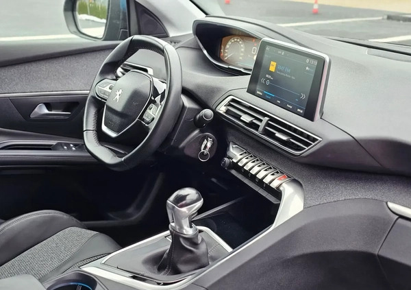 Peugeot 5008 cena 63500 przebieg: 98716, rok produkcji 2018 z Lipsk małe 781